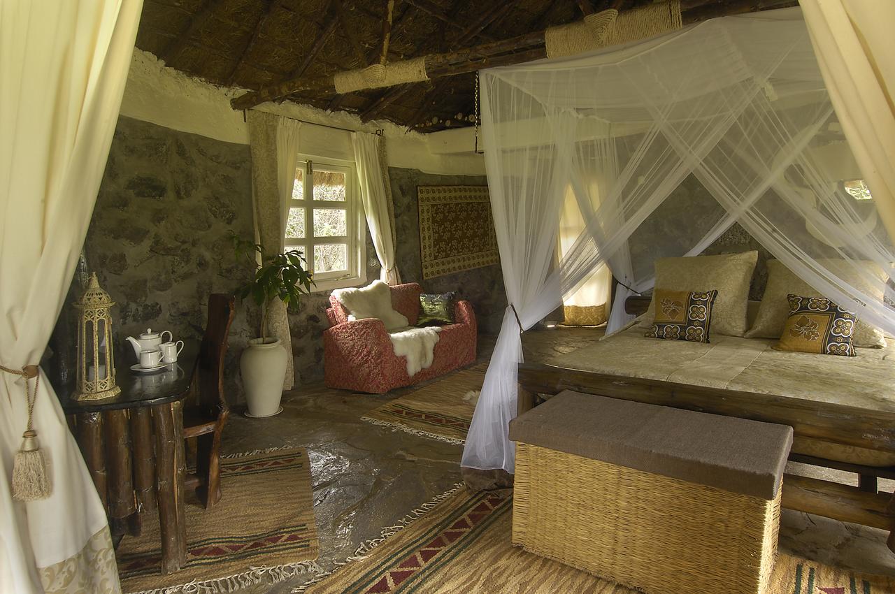 Mbweha Camp Lake Nakuru Elmenteita Luaran gambar